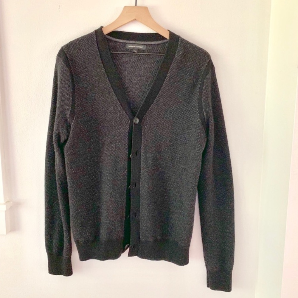 BANANA REPUBLIC CARDIGAN